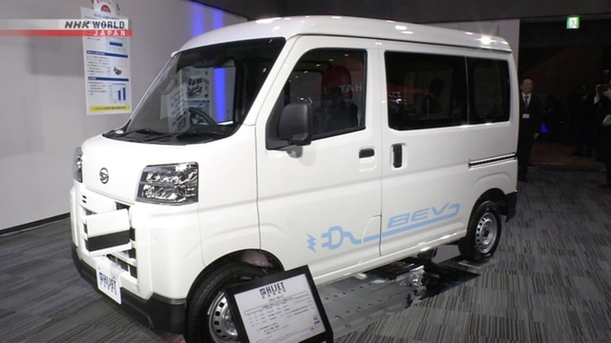 Daihatsu Rilis EV Pertama: e-Hijet Cargo dan e-Atrai Kolaborasi dengan Toyota